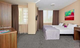 Отель Wellotel Yuzhne Южный Стандартный двухместный номер с 1 кроватью или 2 отдельными кроватями-5